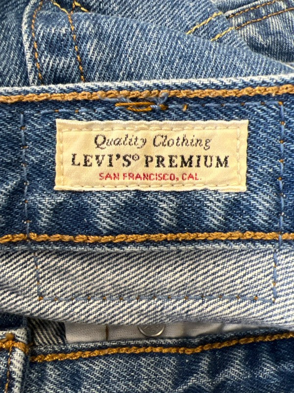 Levi's Women's Light Wash 501 Button Fly Cutoff Denim Jean Shorts - 29 image 3