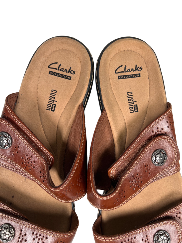 Clarks Collection Women's Brown Double Strap Slip On Sandals - 9 image 3