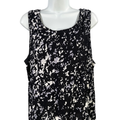 White House Black Market Women's Black/White Patterned Sleeveless Blouse - XL