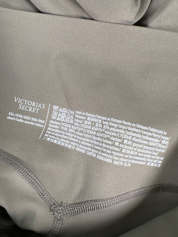 Victoria's Secret Women's Green Athletic Leggings - XXL Short image 3