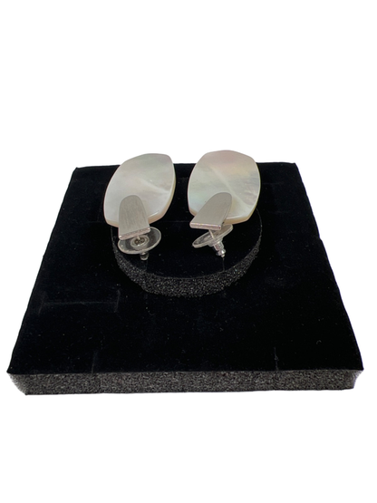 Kendra Scott Women's Ivory Mother of Pearl Aragon Drop Earrings image 3