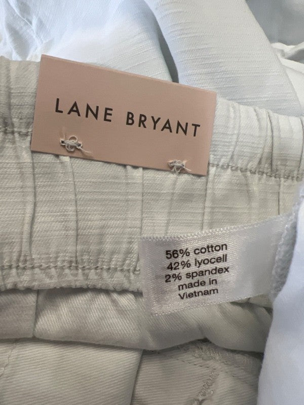 Lane Bryant Women's White Soft Slub Mid Rise Capri Pants - 18/20 image 4