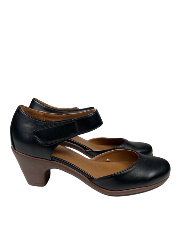 Easy Spirit Women's Black Closed Toe Mary Jane Block Heels - 9