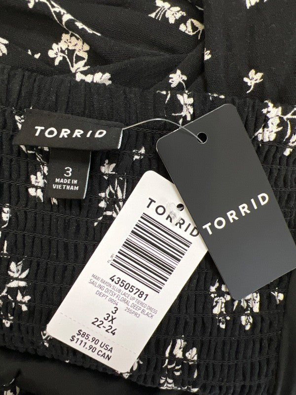 Torrid Women's Black/White Floral Smocked Lace Up Sleeveless Maxi Dress - 3X image 3