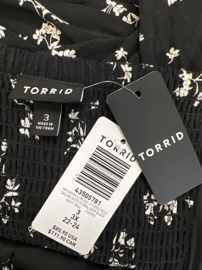 Torrid Women's Black/White Floral Smocked Lace Up Sleeveless Maxi Dress - 3X image 3