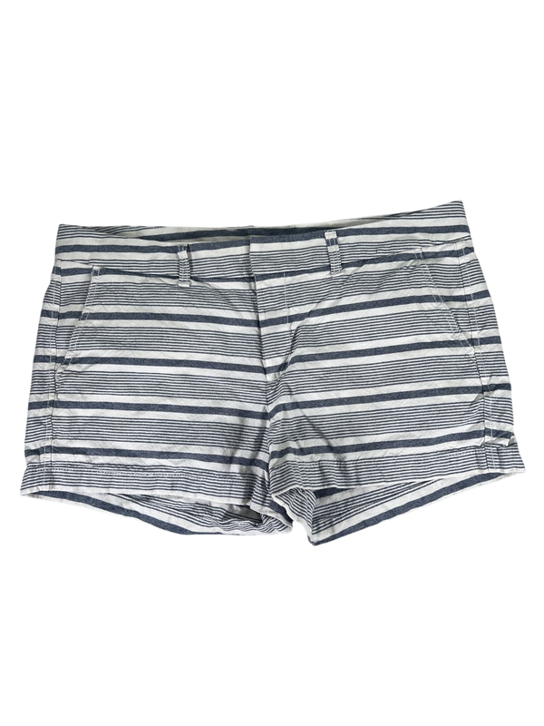 Gap Women's White/Blue Striped Girlfriend 3 in Khakis Shorts - 16/33