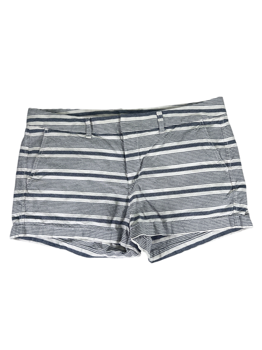 Gap Women's White/Blue Striped Girlfriend 3 in Khakis Shorts - 16/33