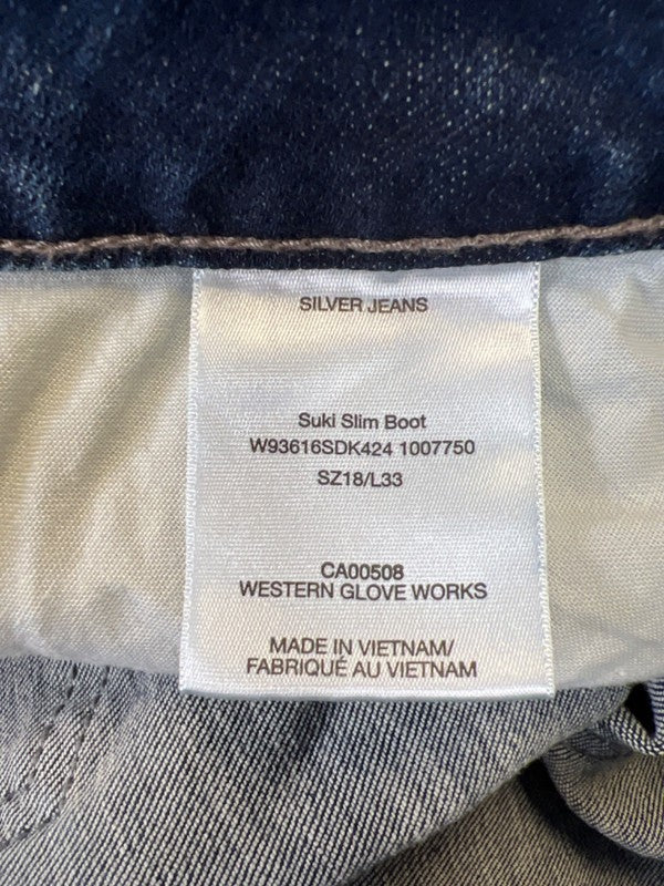 Silver Women's Medium Wash Curvy Fit Suki Slim Boot Denim Jeans - 18 image 4