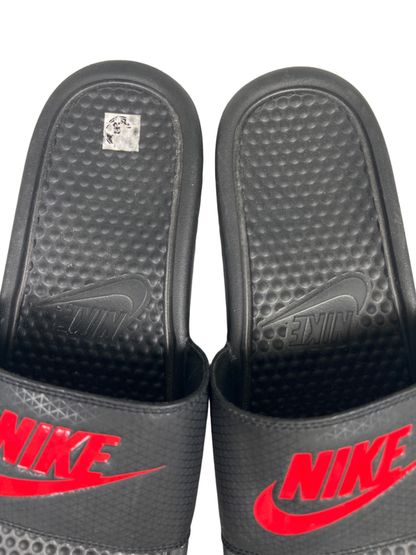 Nike Men's Black/Red Benassi JDI Slide On Sandals - 9 image 3