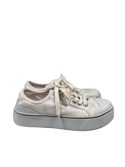 Marc Fisher LTD Women's White Rammy Casual Lace Up Sneakers - 6