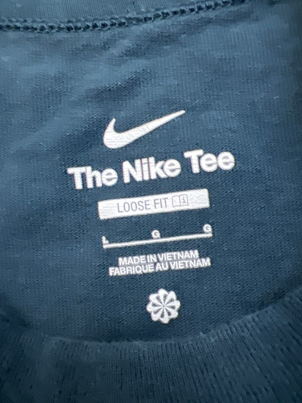Nike LeBron Men's Blue Rose Print Loose Fit Short Sleeve T-Shirt - L image 3