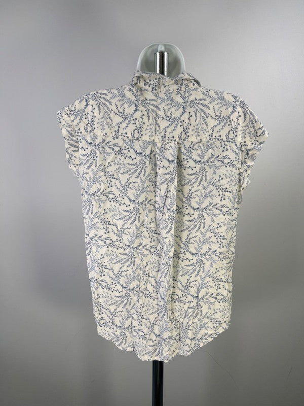 Jachs Girlfriend Women's Blue/White Floral Sleeveless Button Up Blouse - S image 6