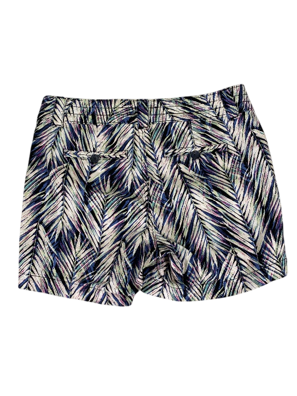 Banana Republic Women's White/Blue Printed Linen Shorts - 0 image 2