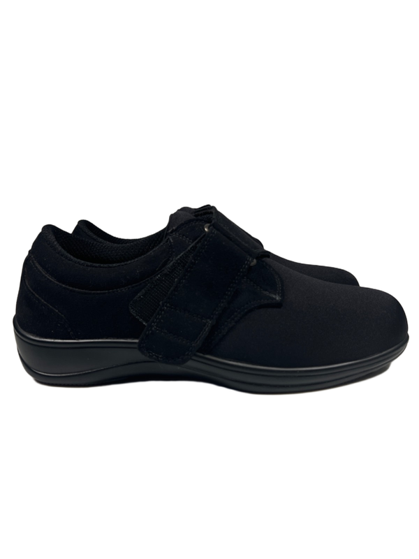 OrthoFeet Women's Black 825 Wichita Comfort Walking Shoes - 11 Wide D