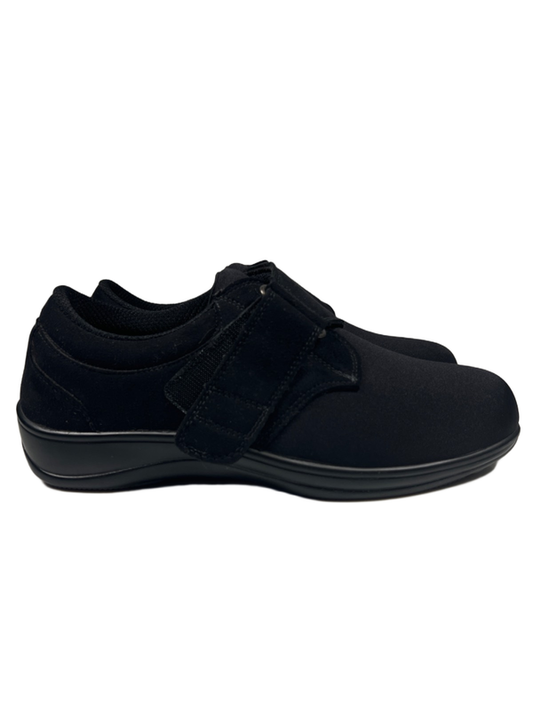 OrthoFeet Women's Black 825 Wichita Comfort Walking Shoes - 11 Wide D