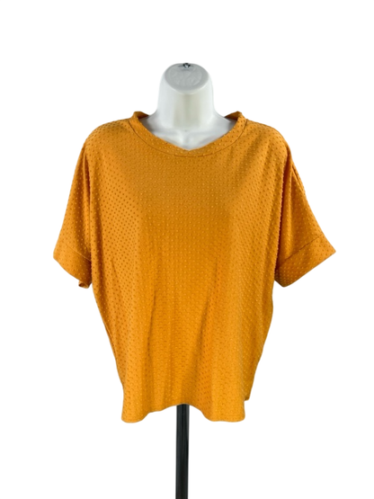 Cozy Co Women's Yellow/Gold Textured Open Back Shirt - S