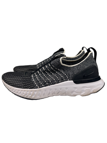 Nike Women's Black/White Oreo React Phantom Run Flyknit 2 Laceless Sneakers - 8 image 5