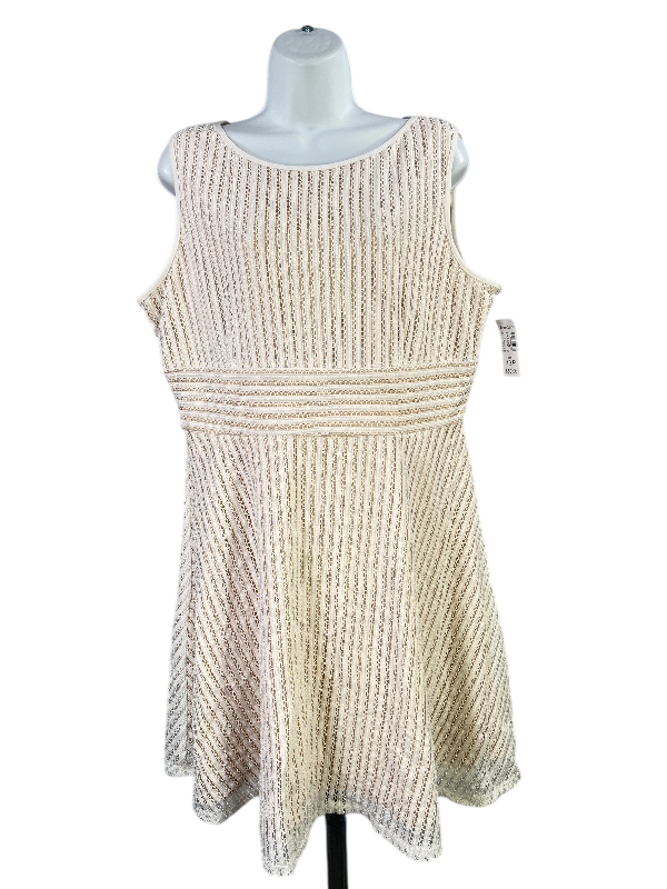 Dressbarn Women's White/Beige Lace Lined Sleeveless A-Line Dress - 16 Petite