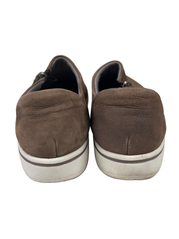 Clarks Collection Women's Gray/Taupe Suede Soft Cushion Side Zip Shoes - 8 image 4