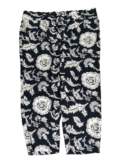 Calligraphie Women's Black Floral Linen Stretch Cropped Pants - Plus 2X