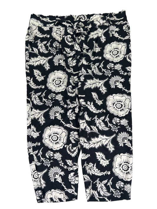 Calligraphie Women's Black Floral Linen Stretch Cropped Pants - Plus 2X