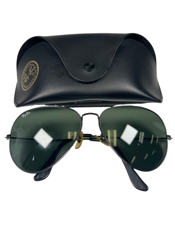 Ray-Ban Unisex Black Vintage Aviator L821 Sunglasses W/ Case