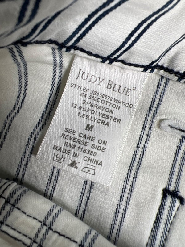 Judy Blue Women's White/Blue Striped High Rise Button Fly Jean Shorts - M image 4