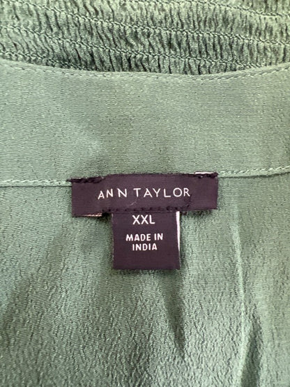 Ann Taylor Women's Green Short Sleeve V-Neck Smocked Waist Blouse - XXL image 3