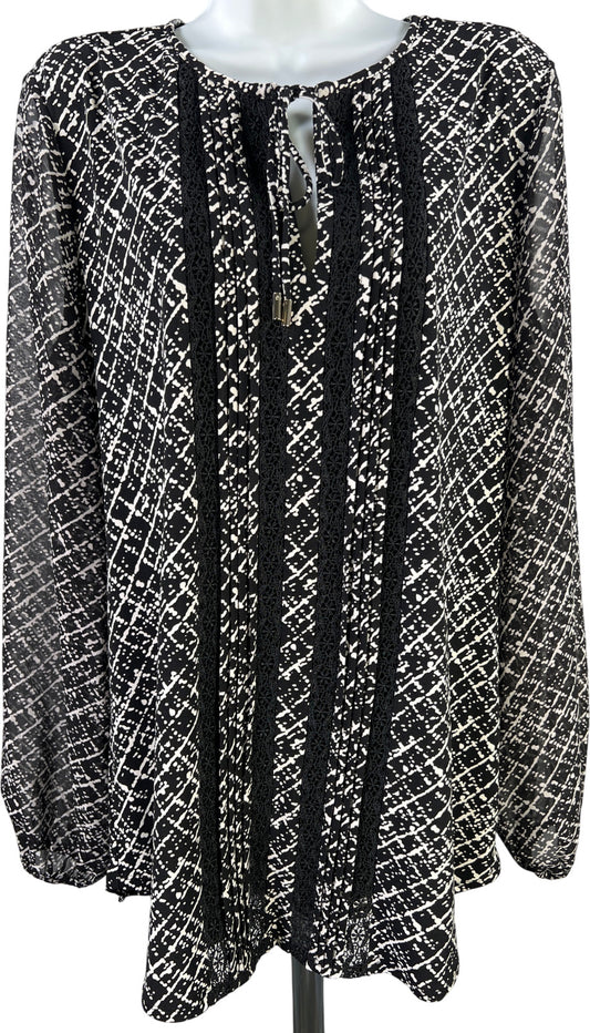 White House Black Market Women’s Black Long Sheer Sleeve Lined. Blouse - L