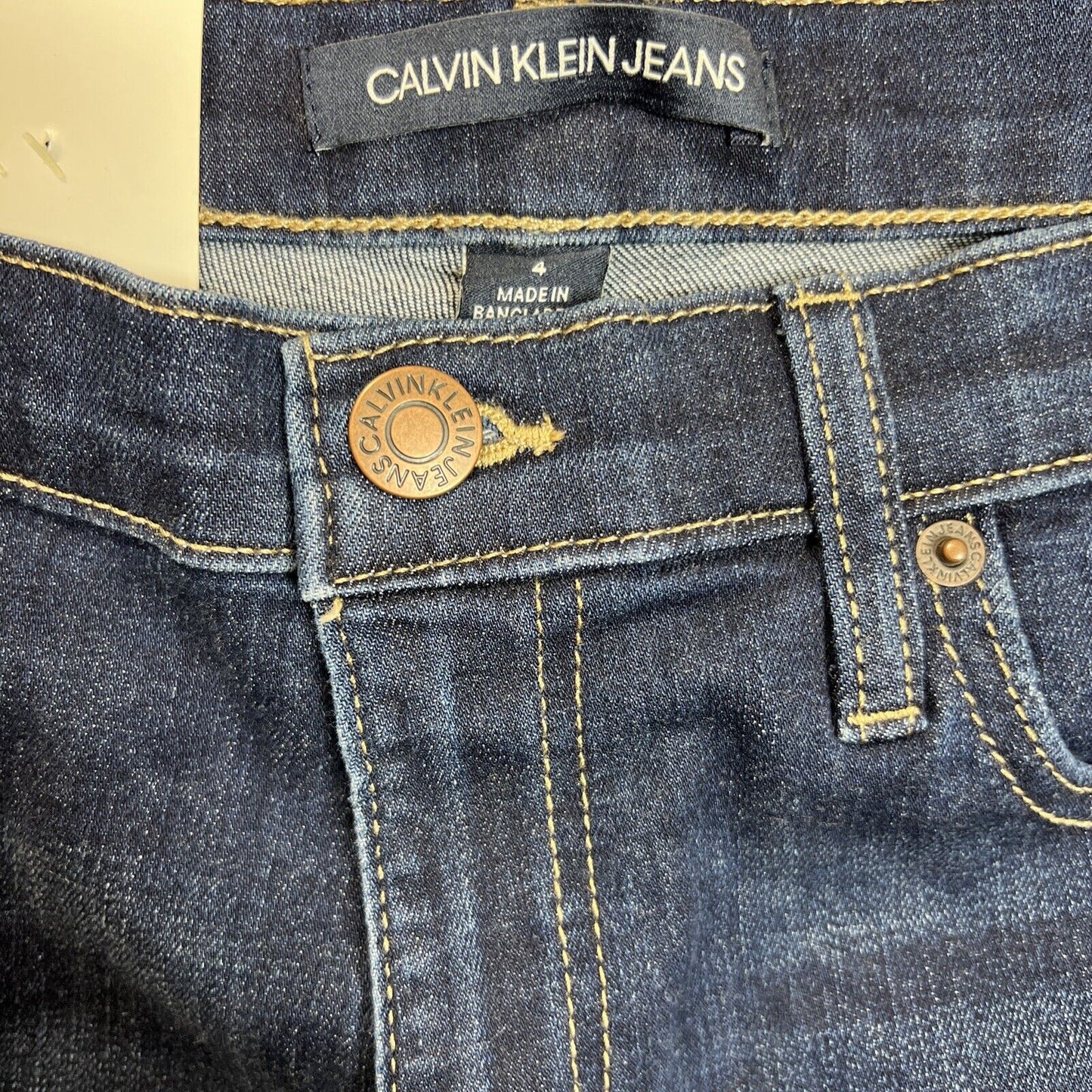 NEW Calvin Klein Women's Dark Wash High Rise Cutoff Shorts - 4