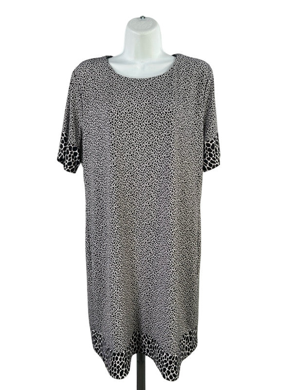 Michael Kors Women's Black/White Short Sleeve Shift Dress - XL