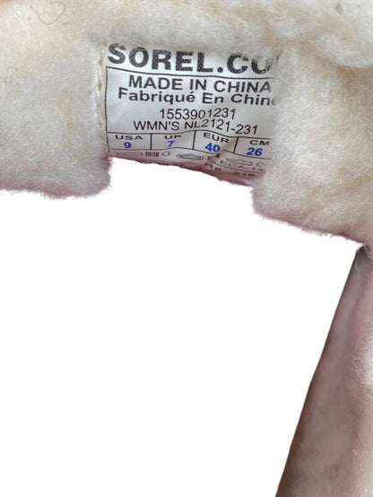 Sorel Women’s Green/Pink Suede Tremblant Sherpa Lined Moccasins - 9