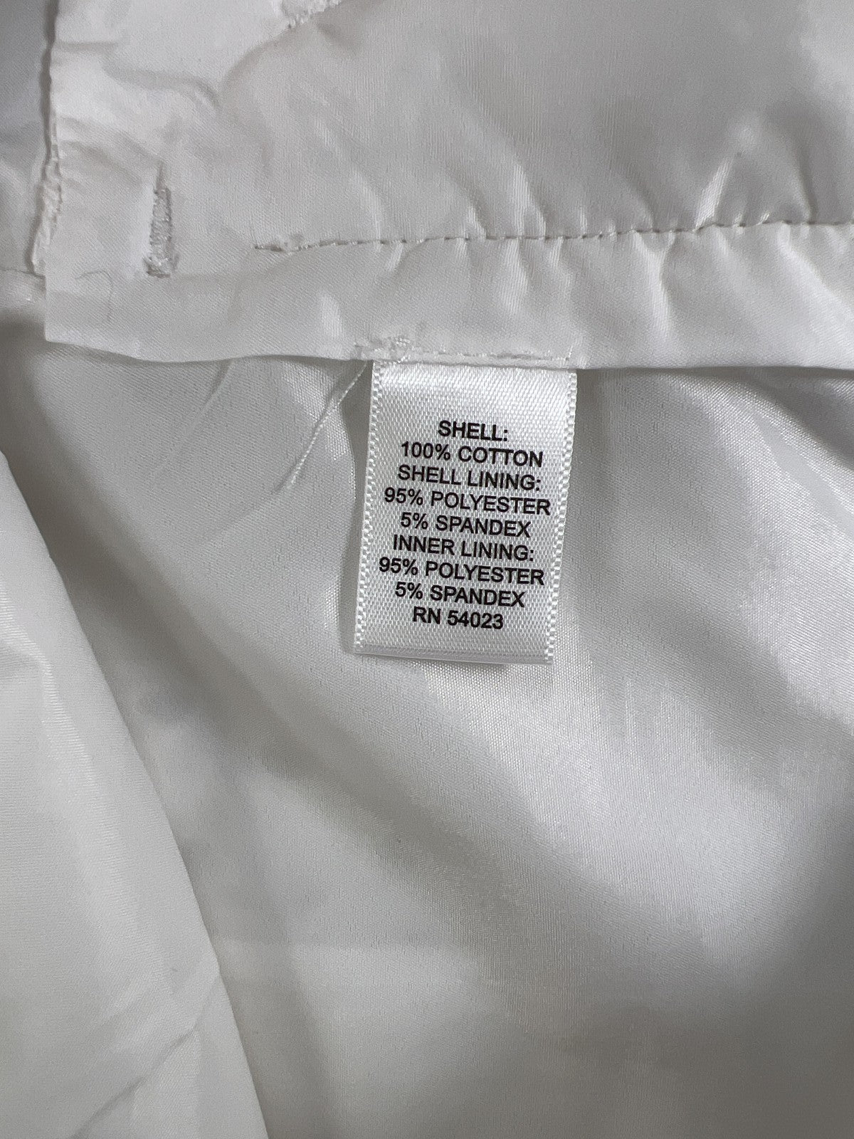 Banana Republic Women’s White Eyelet Lined Hampton Shorts - 4