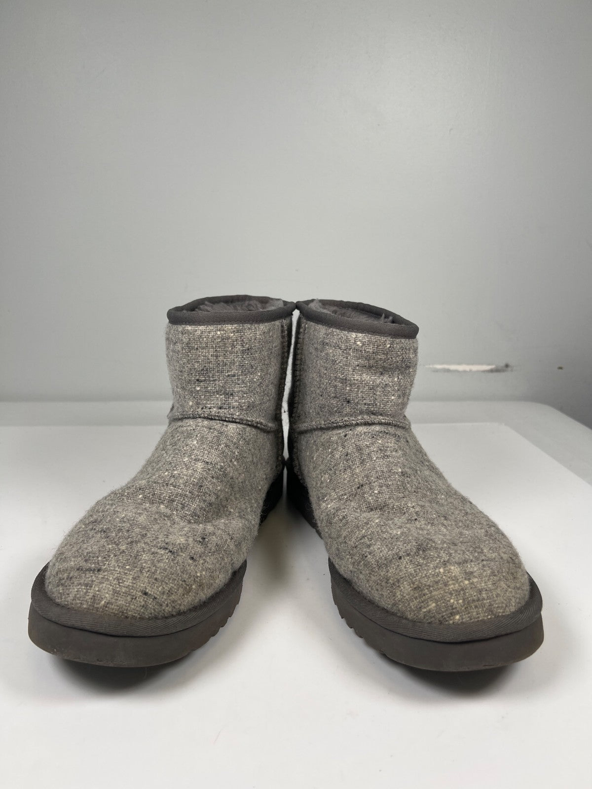 UGG Men’s Gray Classic Mini Shearling Pull On Boots - 11