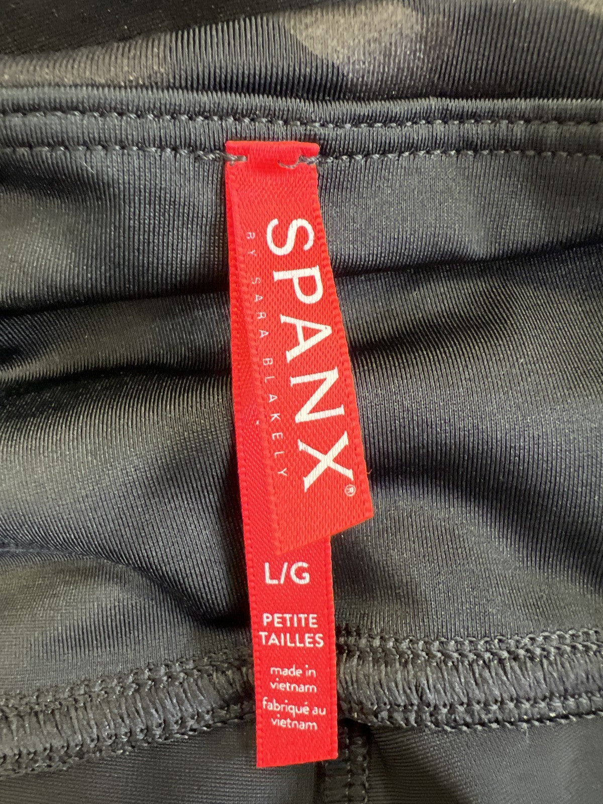 Spanx Women’s Black Faux Leather Camo Leggings - L Petite