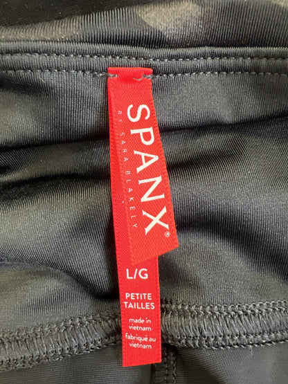 Spanx Women’s Black Faux Leather Camo Leggings - L Petite