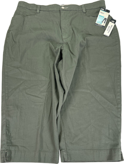 Lee Women’s Green Stretch At The Waist Capri Pants - 18W