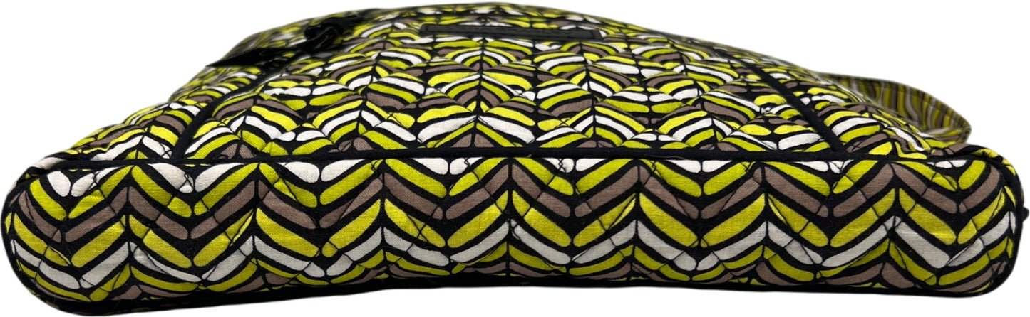 Vera. Bradley Women’s Yellow Citron Chevron Crossbody Hipster Purse