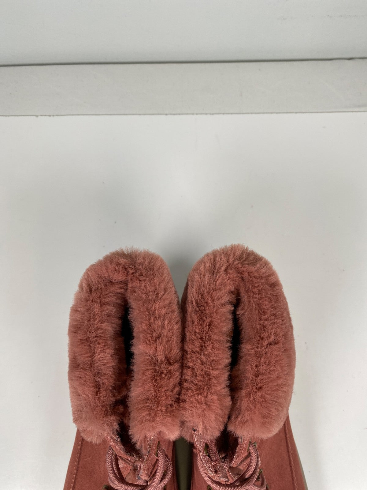 Skechers Women’s Pink On The Go Suede GoGa Mat Winter Chill Ankle Boots - 7.5