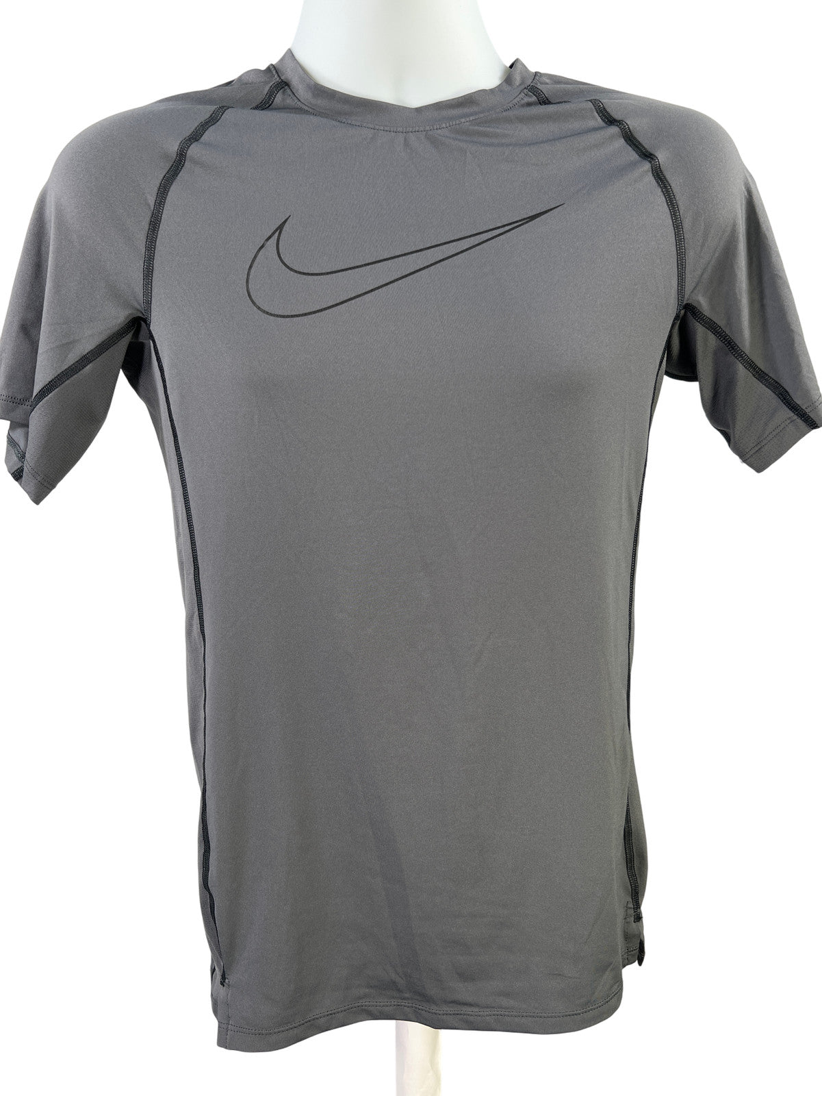 Nike Pro Men’s Gray Slim Fit Short Sleeve Athletic Shirt - S