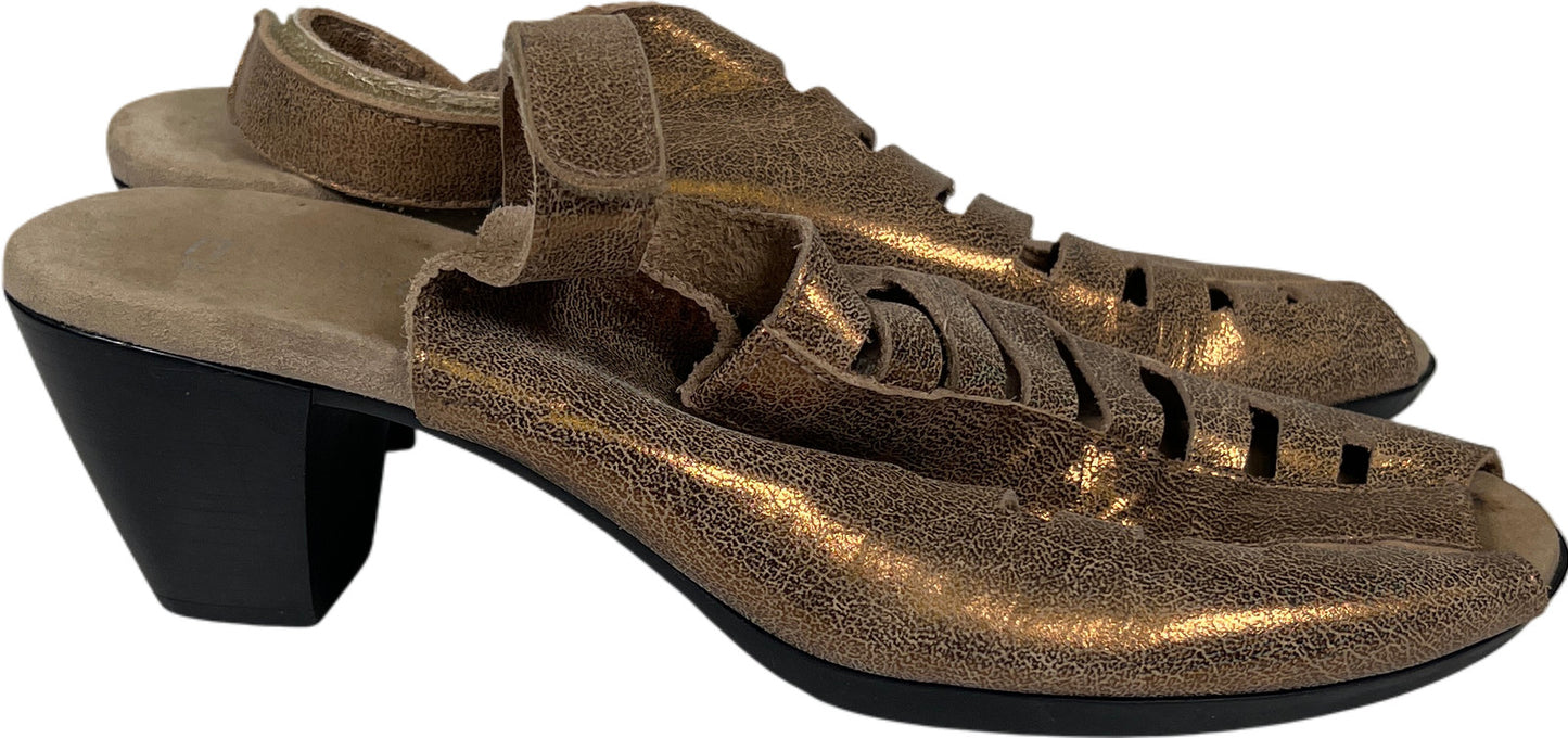Munro Women’s Gold Metallic Open Toe Slingback Heeled Sandals - 8
