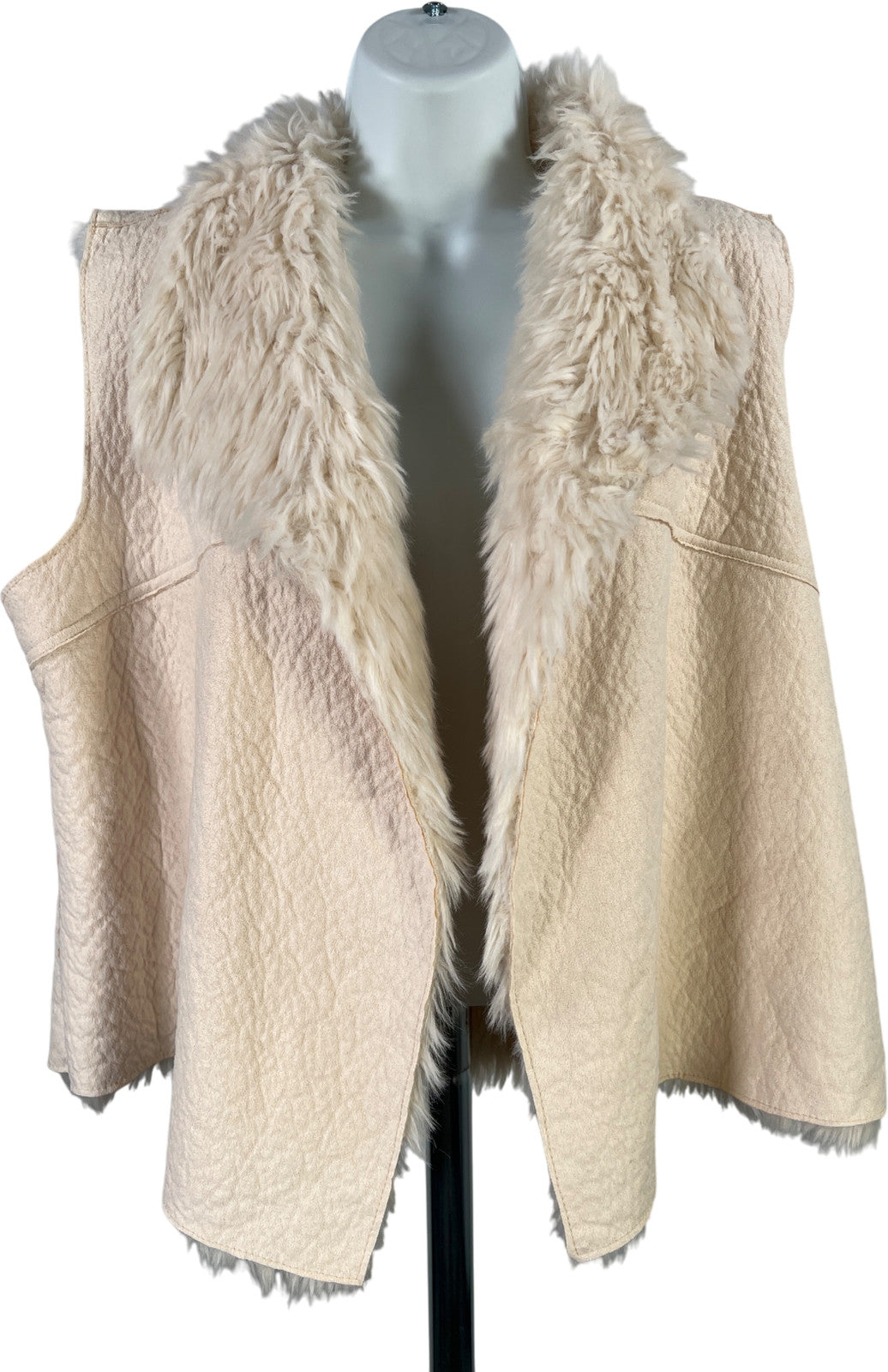 Bisou Bisou Women’s Ivory Faux Leather/Hair Reversible Vest - L