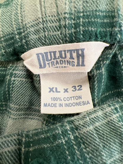 Duluth Trading Men’s Green Plaid Cargo Flannel Pajama Pants - XL X 32