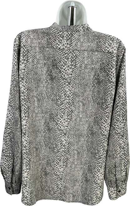 Calvin Klein Women’s Gray Long Sleeve Button Up Blouse - M