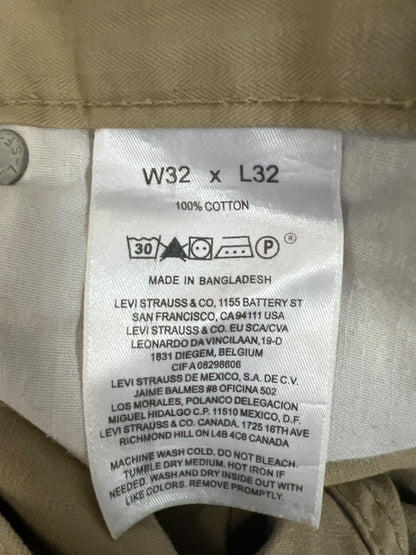 Levi’s Men’s Beige 514 Straight Fit Lightweight Pants - 32x32