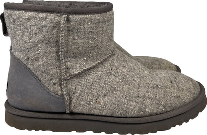 UGG Men’s Gray Classic Mini Shearling Pull On Boots - 11