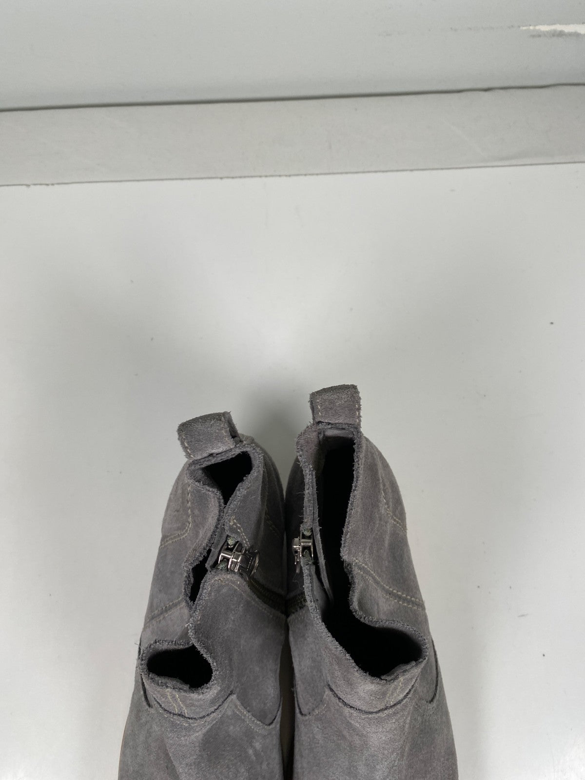 Sorel Women’s Gray Suede Evie Ankle Wedge Booties - 8.5