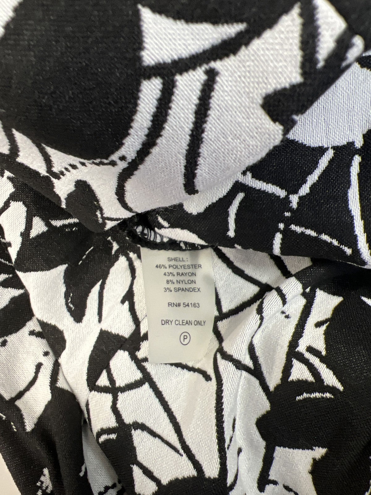 Calvin Klein Women’s White/Black Floral Short Sleeve Sheath Dress - 4