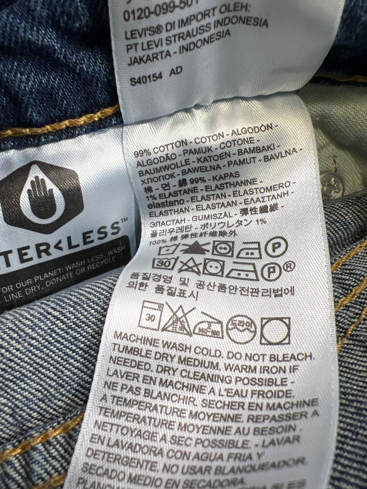 Levi’s Men’s Medium Wash 514 Straight Fit Denim Jeans - 29x30