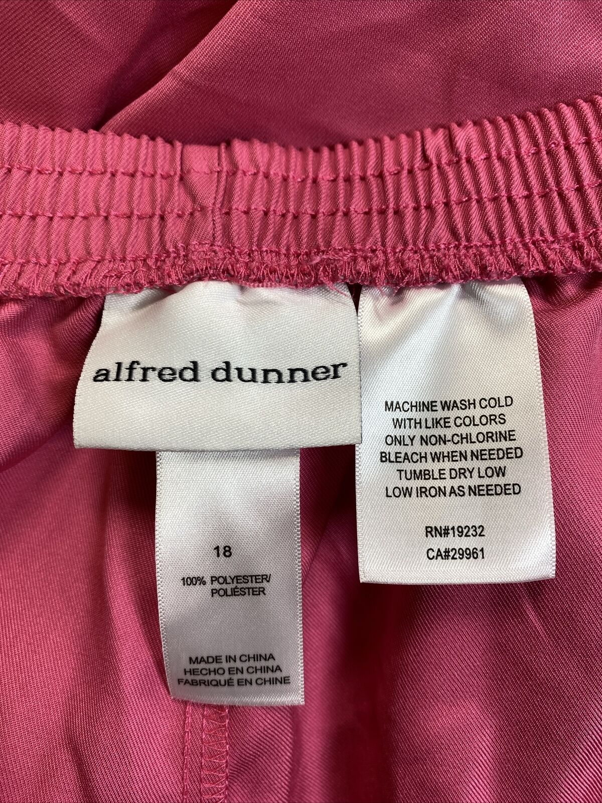NEW Alfred Dunner Women's Pink Classic Fit Pull On Capri Pants - 18